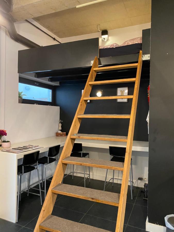 אנטוורפן Modern Cozy Studio With Backyard מראה חיצוני תמונה